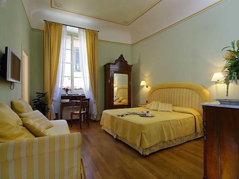 Bed & Breakfast A Palazzo Busdraghi Residenza D'epoca Lucca